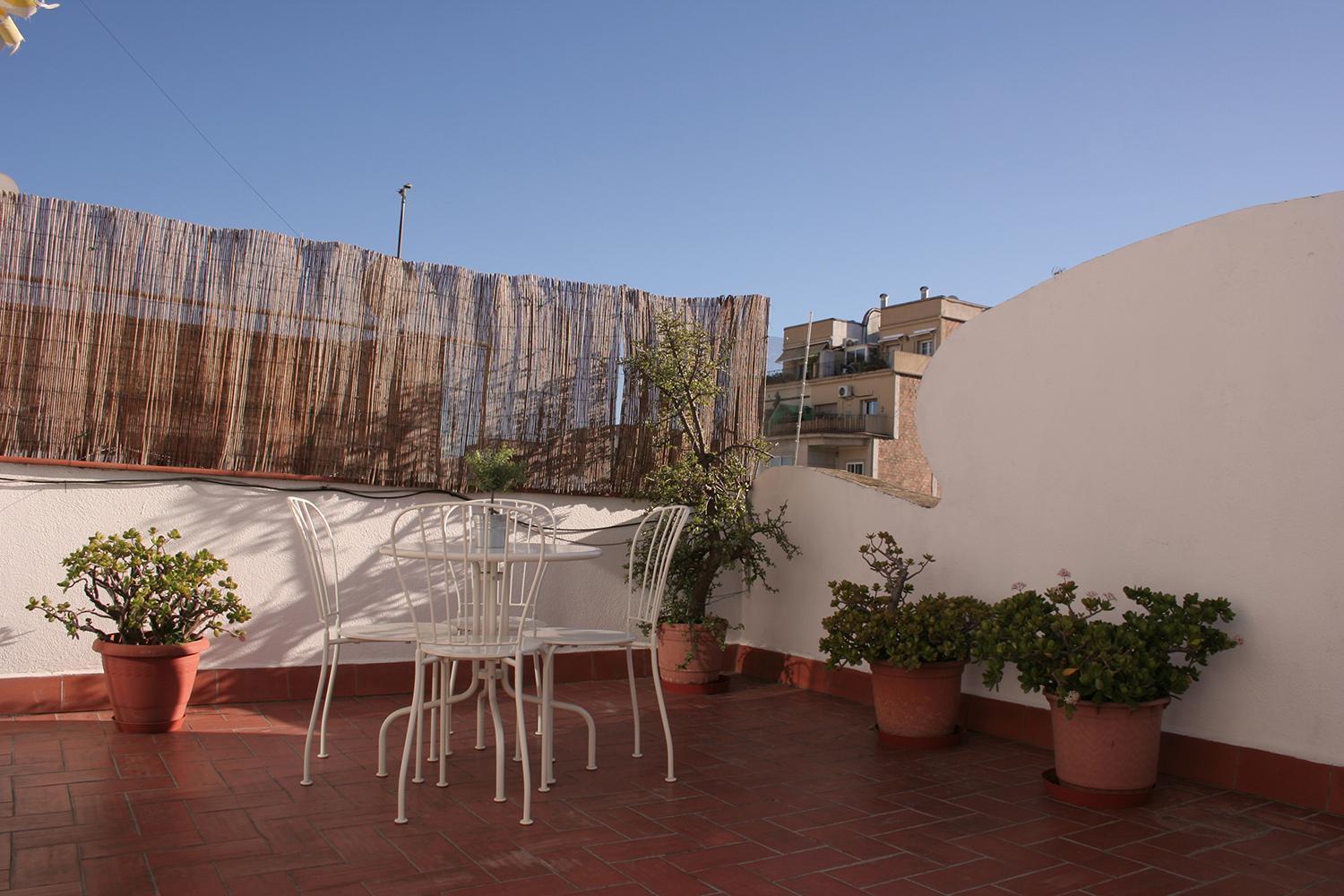 Lovely Apartment With A Terrace Barcelona Exterior photo